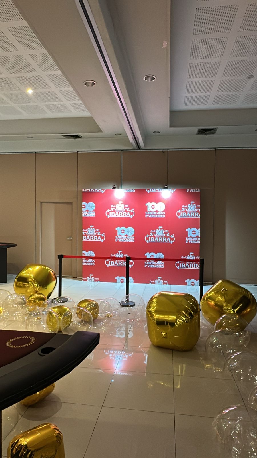 escenarios-alfombra-roja-mampara-impresa-guadalajara